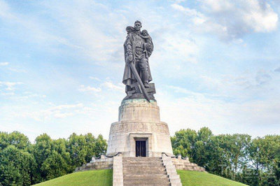 Берлин.jpg