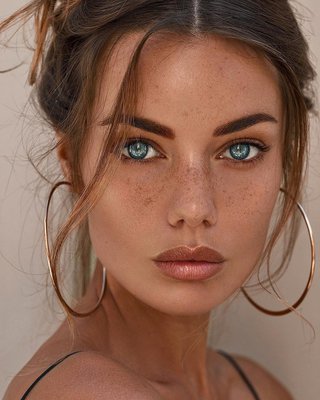 annieericson.jpg