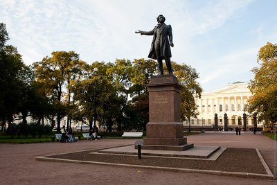 1426440237_ploschad-iskusstv.jpg