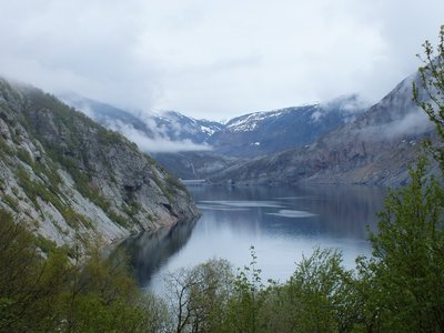 S0328039.JPG