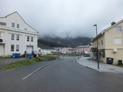 S0418048.JPG